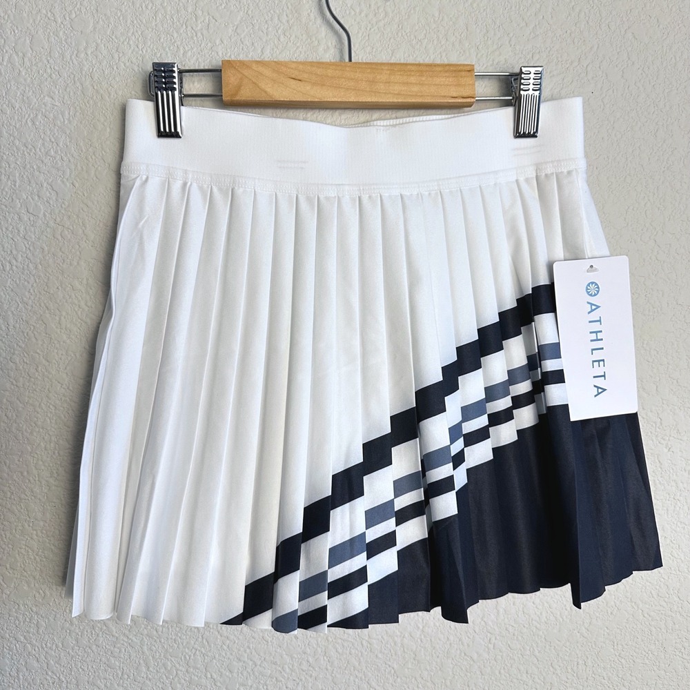 Athleta Match Point Pleated Colorblock Skort White Navy XS Tennis Skirt Sporty